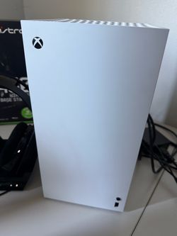 Xbox series x bundle with headset