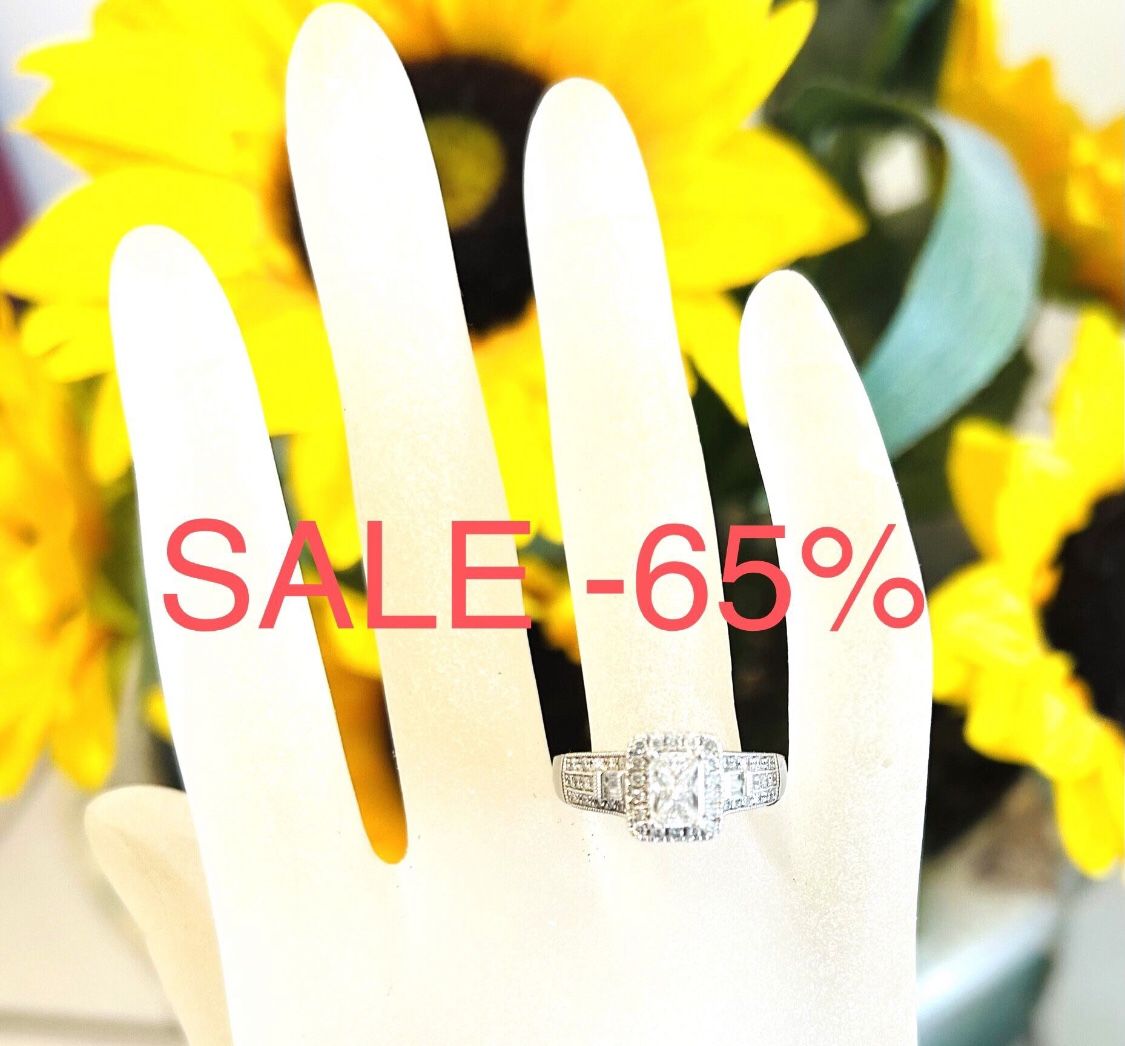 Diamond Ring Engagement Ring 1.30 Carats Natural Diamonds 💎 Christmas 🎄 SALE -70% Appraisal Is From When Gold Was $1800 Now Its $4000