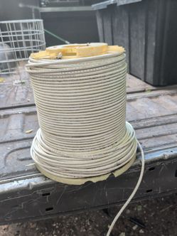Insulated copper wire 1000yd spool