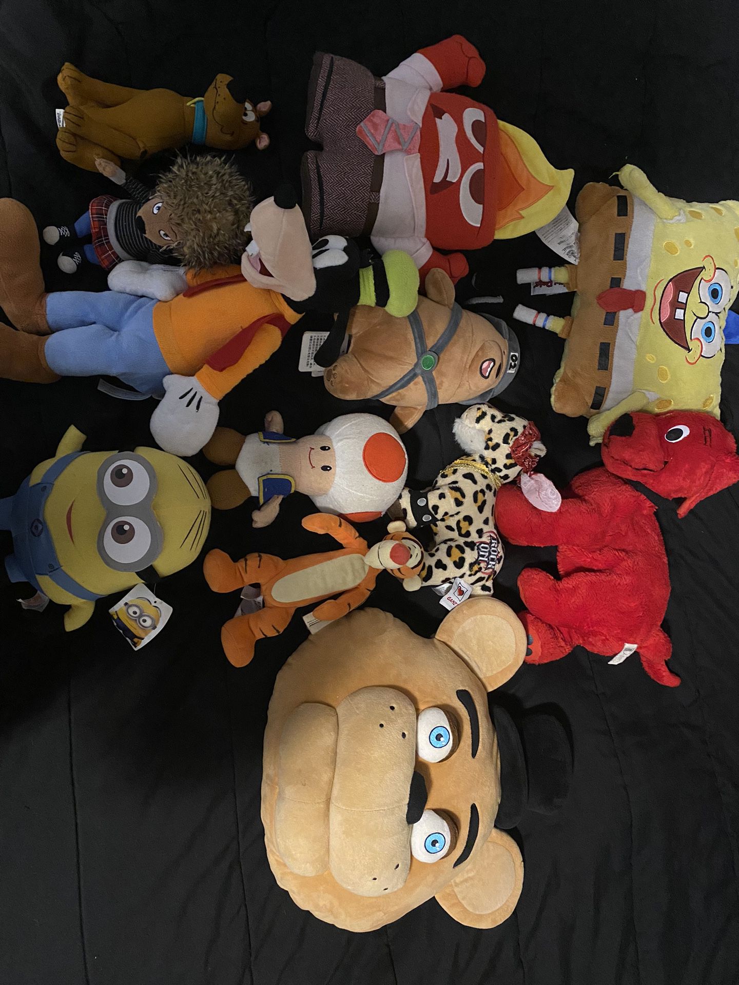 Cartoon Plushie Bundle Of 12  Including DISCONTINUED RARE ONES (pick Up Only )  Winstion Salem NC 