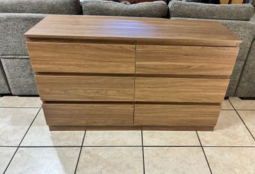 Brown 6-Drawer Dresser