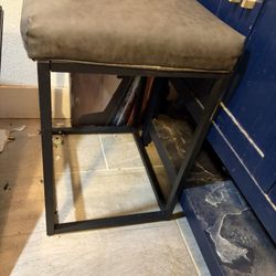 Cushioned Barstool