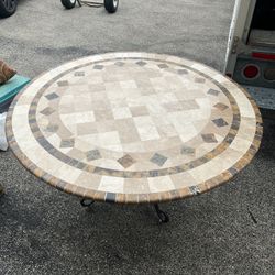 Round Stone Table 