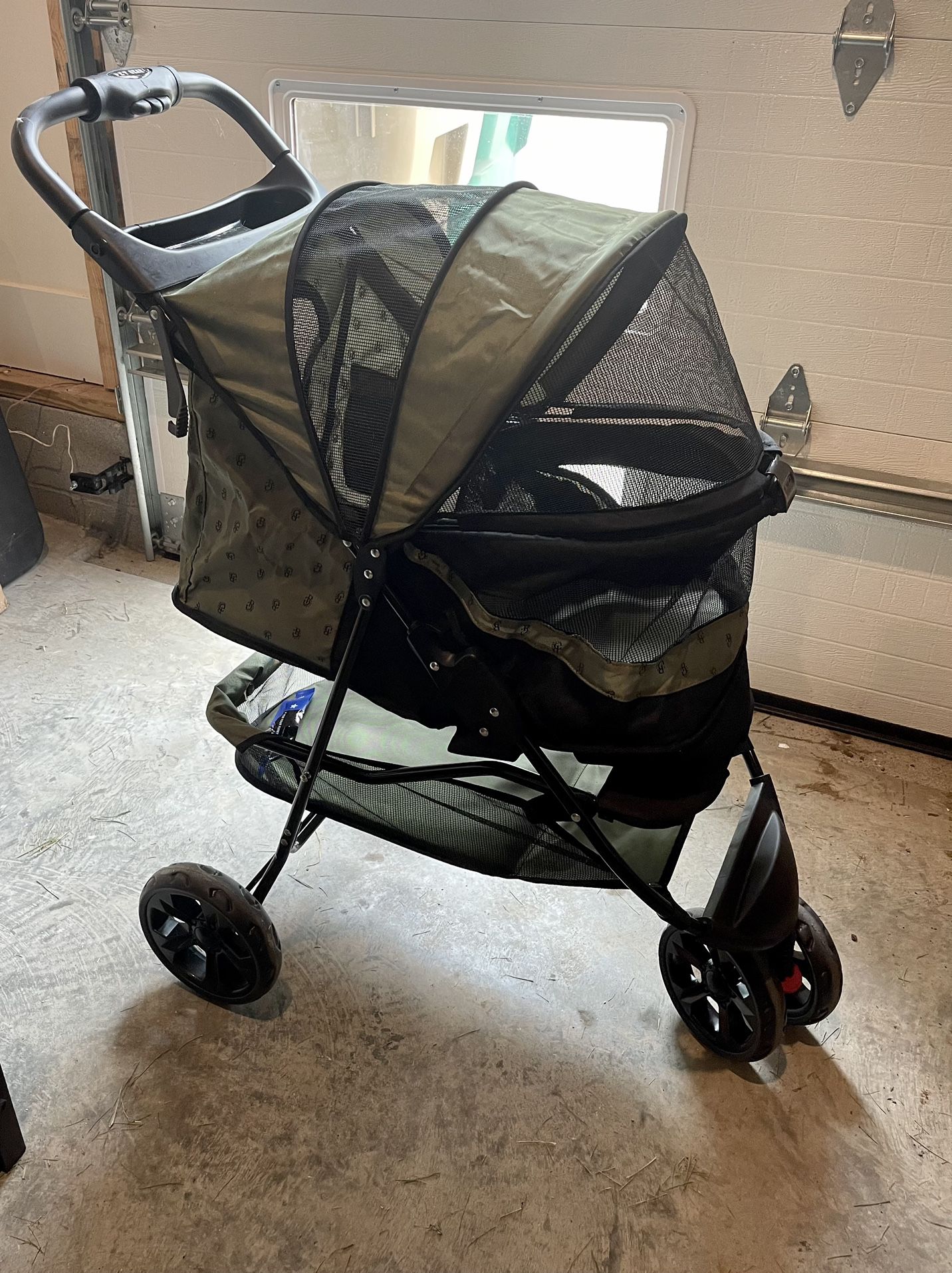 Puppy Stroller For Small/Med Dogs 