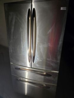 Fridge New, Little use