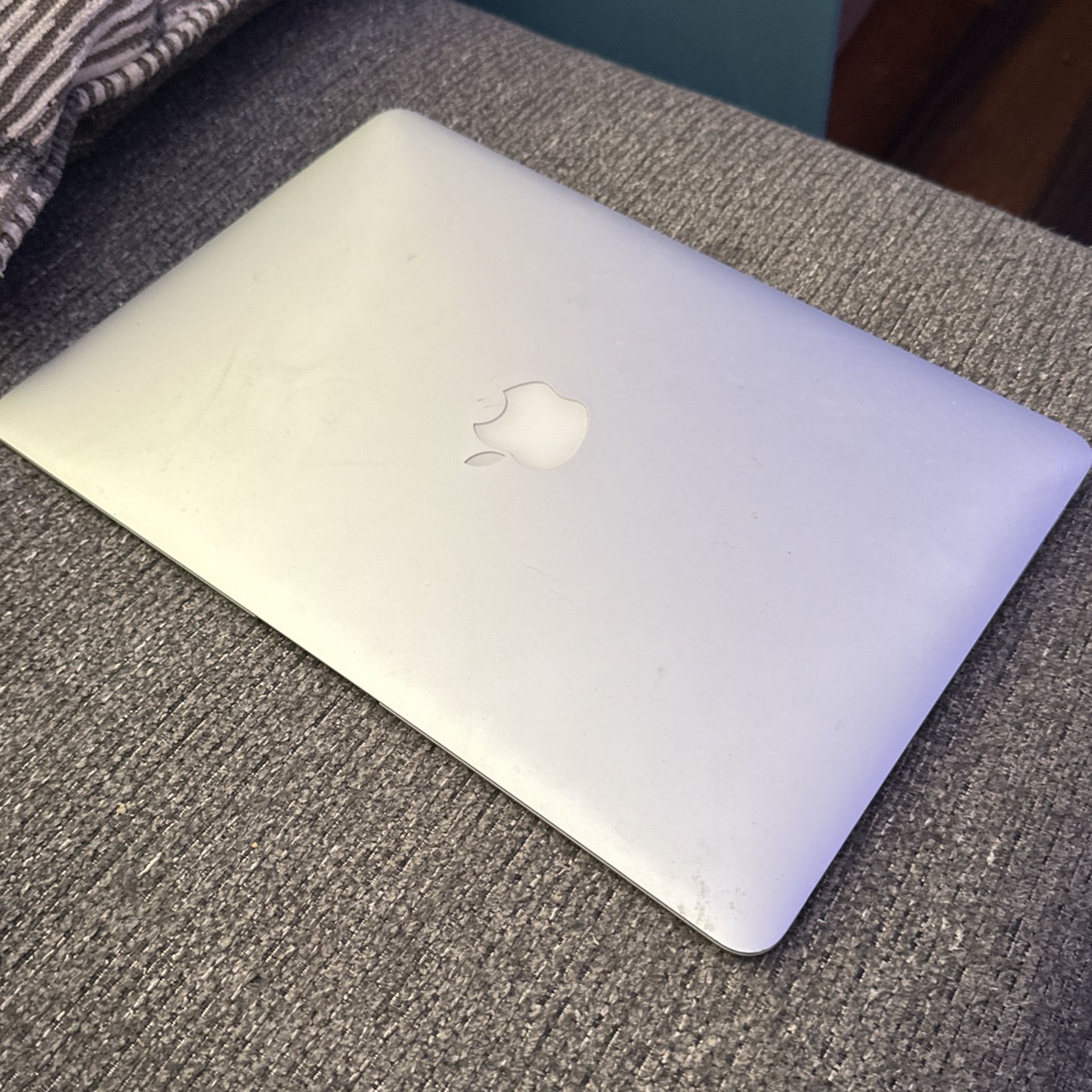 MacBook Air 17’ 