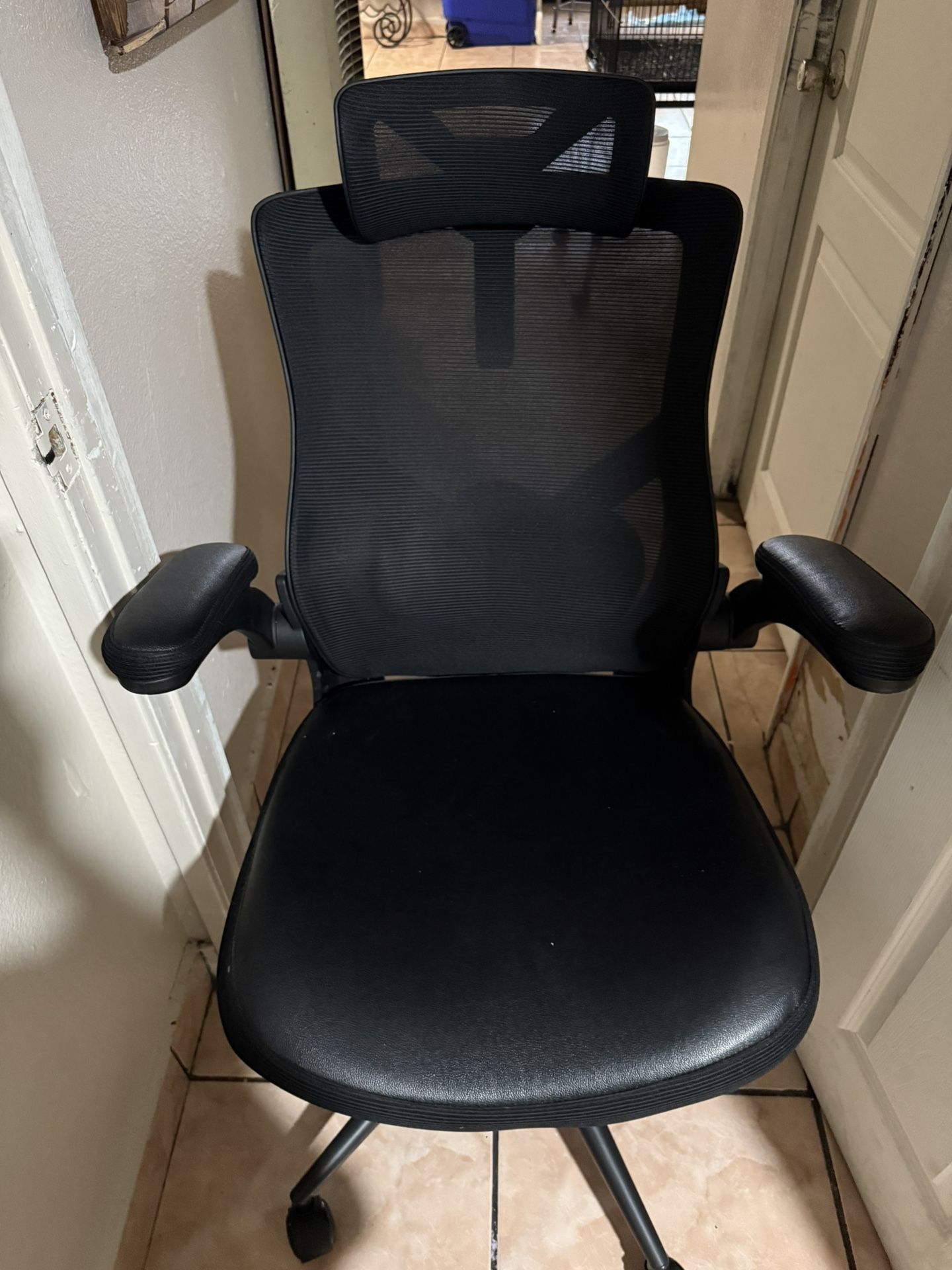 Office chair 