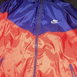 nike windbreaker