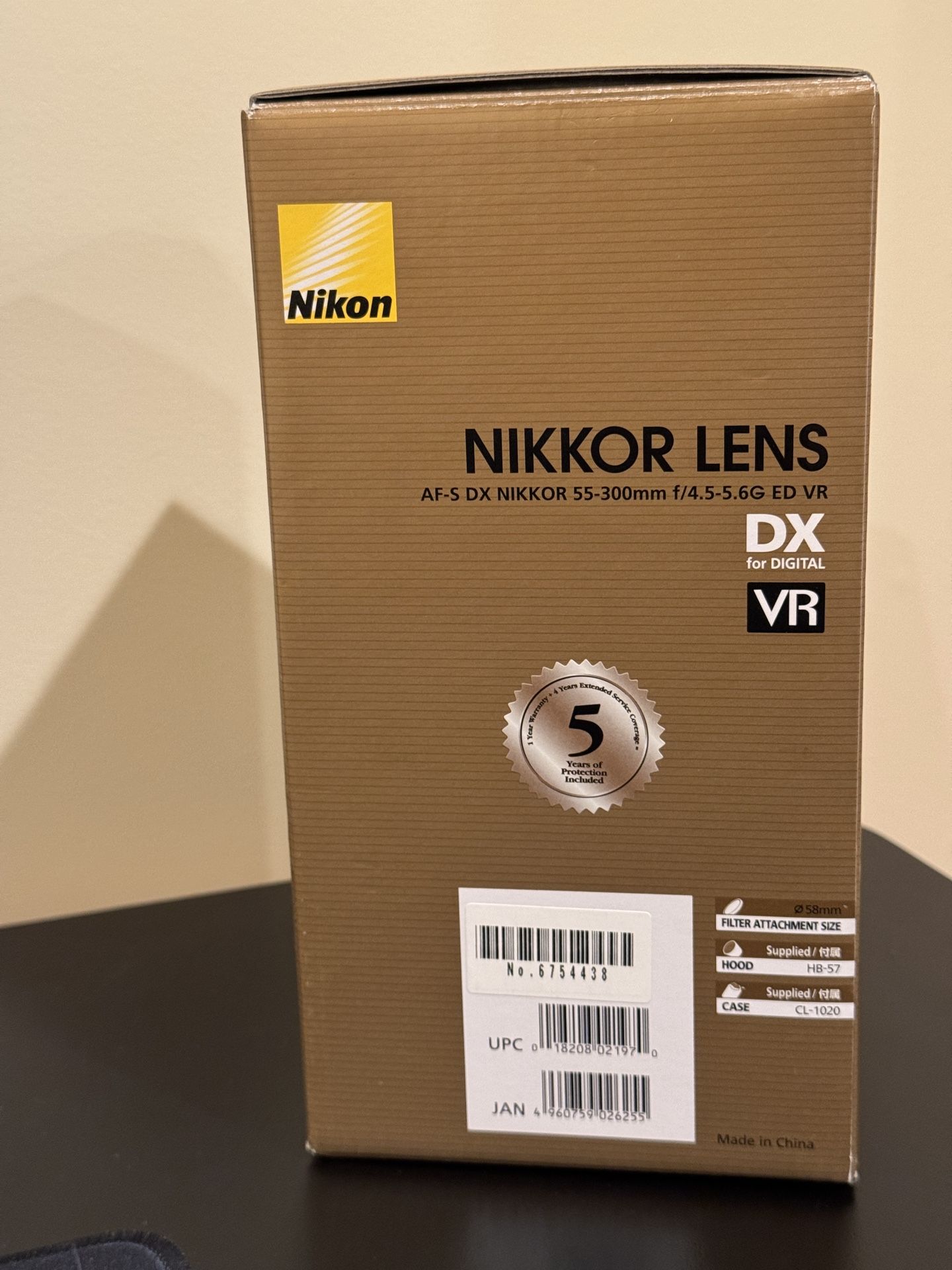 NIKKOR LENS-AF-S DX NIKKOR 55-300mm f/4.5-5.6G ED VR