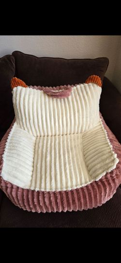 Lounge floor pet chair