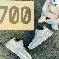 Adidas Yeezy 700 Intertia