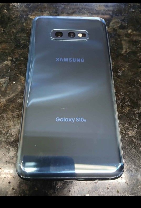Samsung Galaxy S10e
