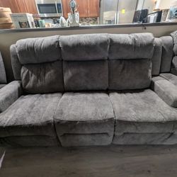 Couch & Loveseat ( Recliners )