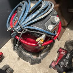 Compressor 