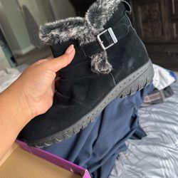 Women’s Size 8