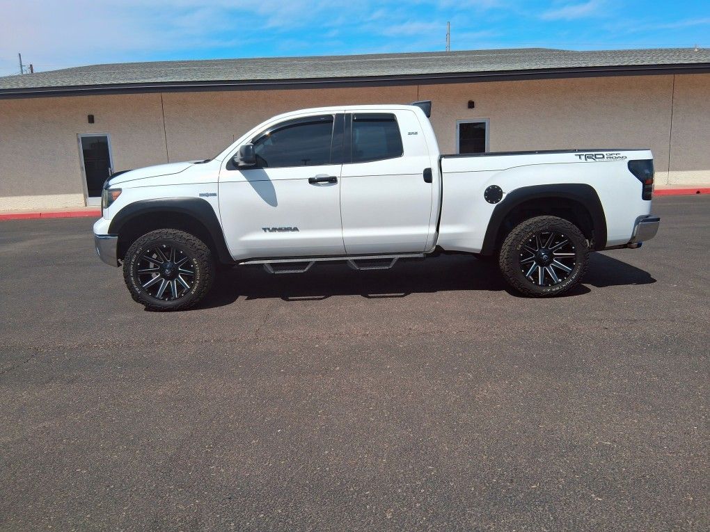 Toyota Tundra & Jeep Wrangler