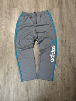 Adidas set size L