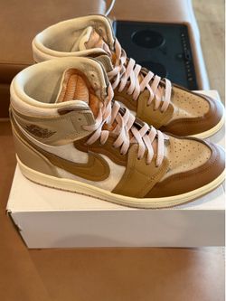 Size 10  - Air Jordan Mid SE