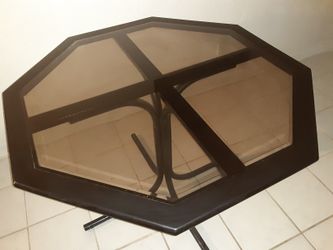 Octagon glass top kitchen table