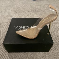 Fashion Nova Heels size 6