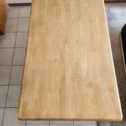 Kitchen table and 4 chairs - solid wood