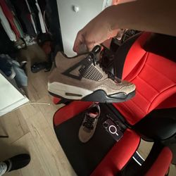 1 Jordan 3 , 2 Jordan 4