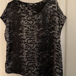 Very Nice Short Sleeve Women’s’ Black/Gray With Sequins. XL