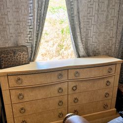 Dresser With Nightstands Set