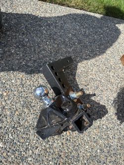 CURT Heavy-Duty Adjustable Dual Ball Trailer Hitch