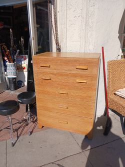mid-century modern 5-drawer highboy chest of drawers