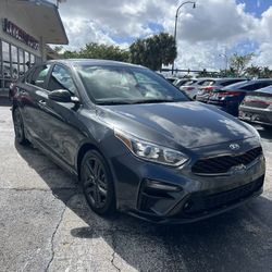 2021 Kia Forte GT $995 Down 