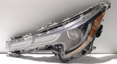 2020 Toyota Corolla Headlight Drivers Side