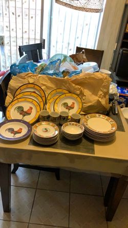 32 Piece Dish