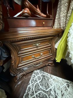 AICO By Michael Amini PALACE GATE Bedroom Set - GA