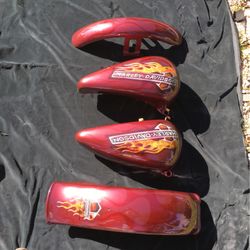Harley Custom Painted Tanks & Fenders