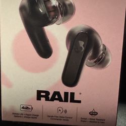 Skullcandy RAIL true wireless earbuds with mic and remote control - 42 hours battery life 