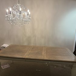 English dining table