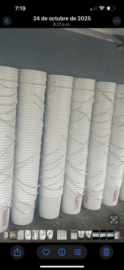 Cubetas De 5 Galones Todas Blancas Conpletamente Limpias $2 Cada Cubeta 