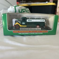 2000 Hess Miniature Hess First Truck