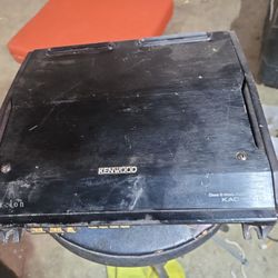 Kenwood Amp 