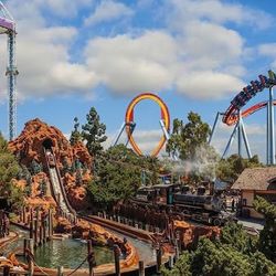 Knotts Berry Farm Tickets