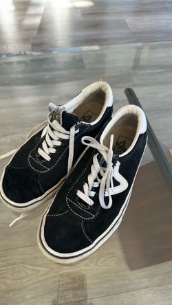 Suede off the wall Vans blk, used, $10, no holds