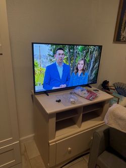 TV y mesa