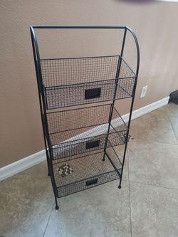 3 tier black metal mesh shelf $25.00 see my other offers must pick up cash only no holds