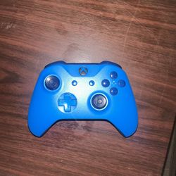 Xbox one blue controller