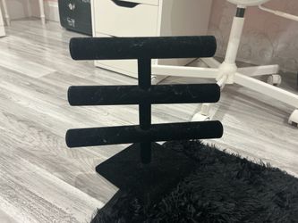 Three teir jewlery stand