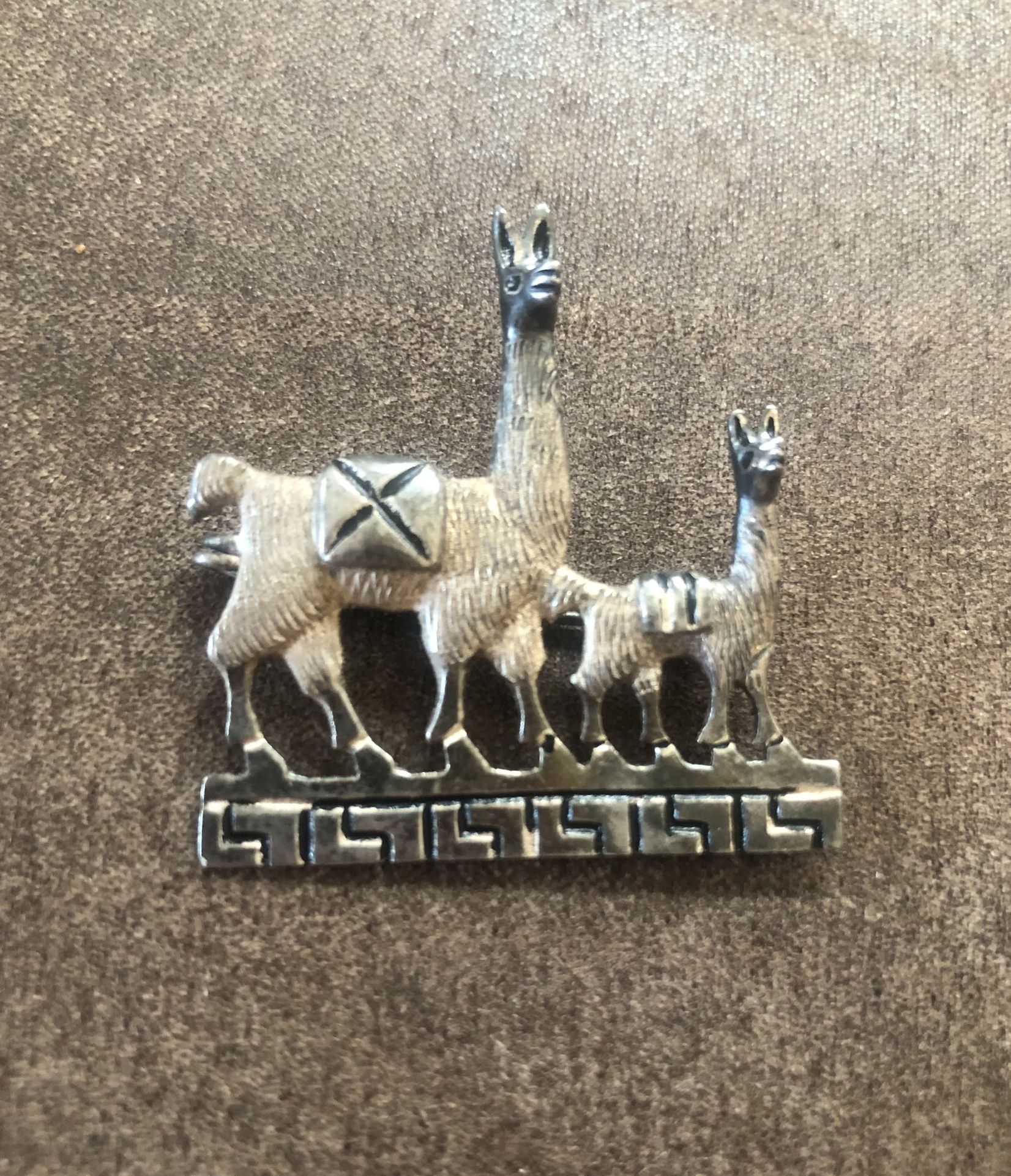 Nice Vintage Sterling Silver .925 Llama Pin Brooch