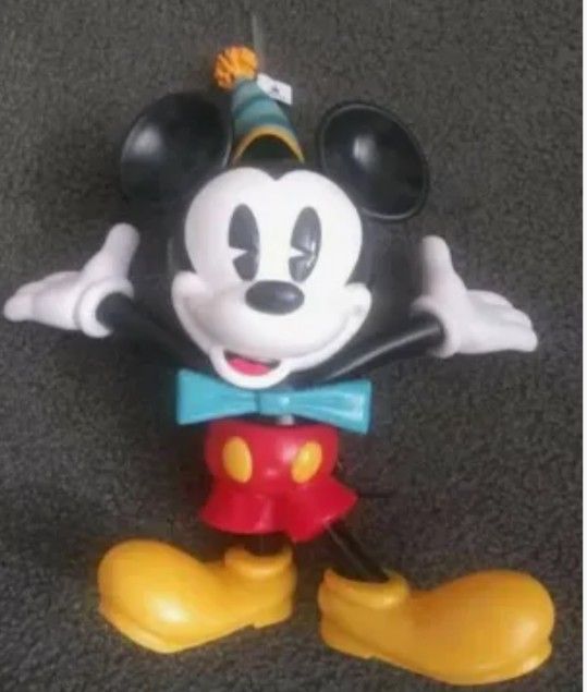 Collectable Mickey Mouse 90th Birthday Drink Cup 