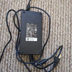 Dell 240W Laptop AC Adapter 