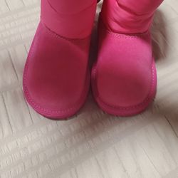 Ugg Girl Toddler 7c